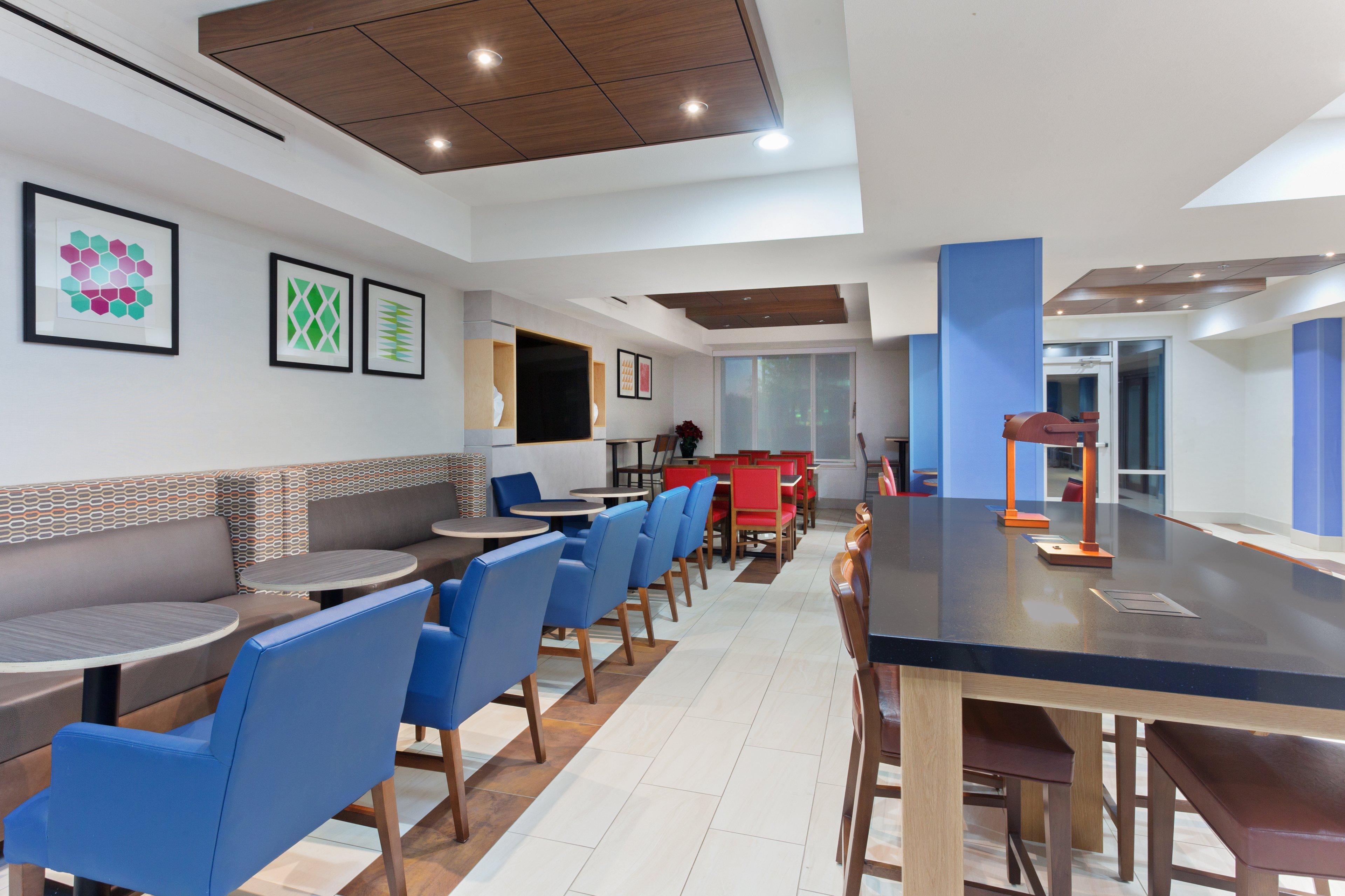Holiday Inn Express Elk Grove West I-5 By Ihg Exterior photo