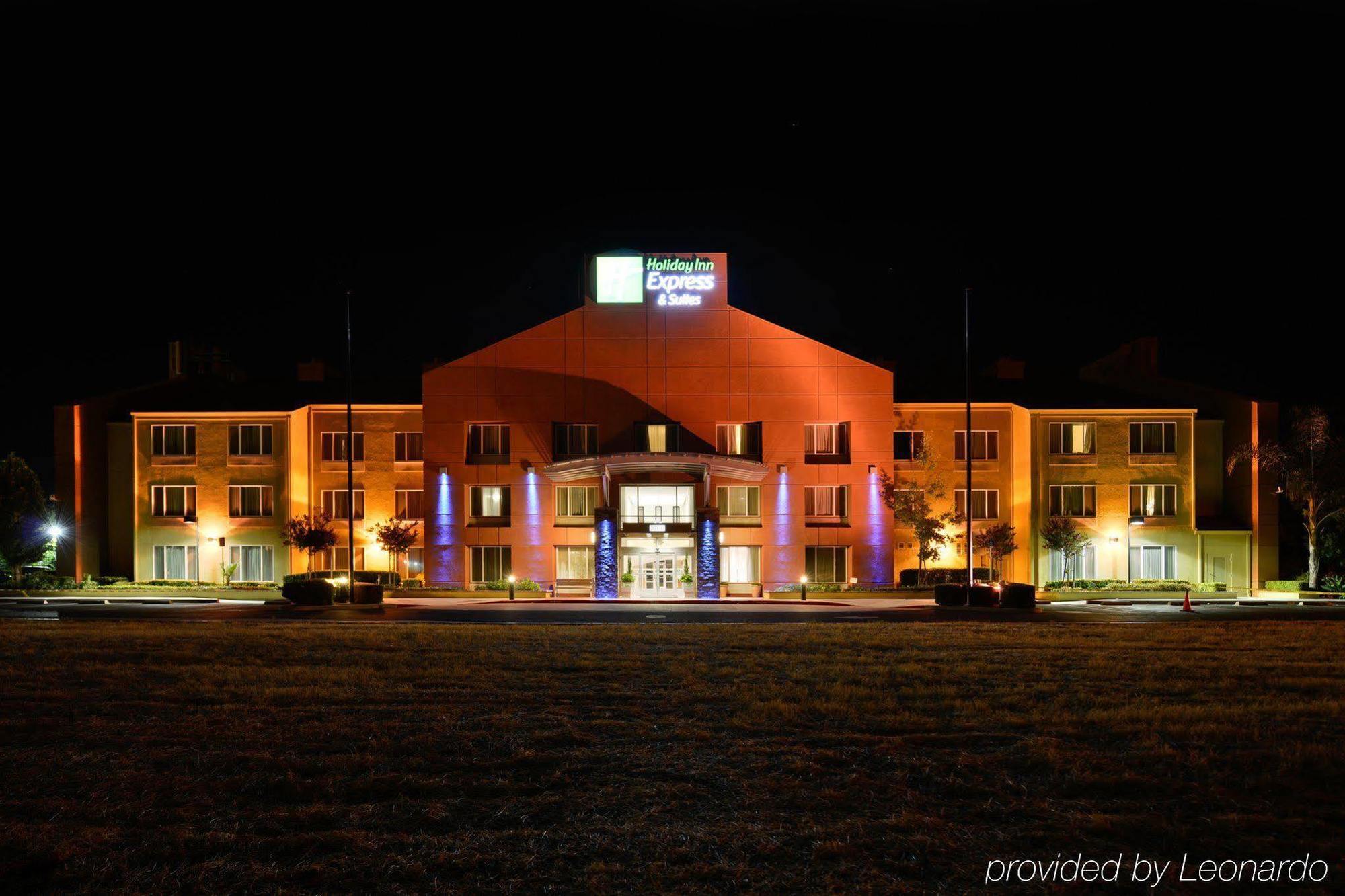 Holiday Inn Express Elk Grove West I-5 By Ihg Exterior photo